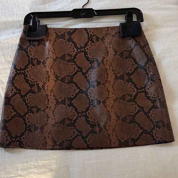 Alice + Olivia Brown Snake Pattern Mini Skirt